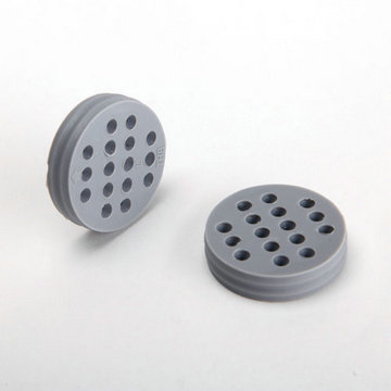 Poly-porous Seal Plug