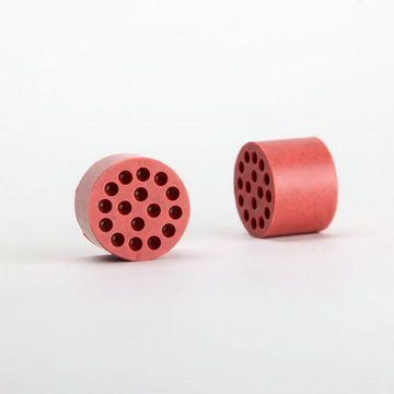 Poly-porous Seal Plug